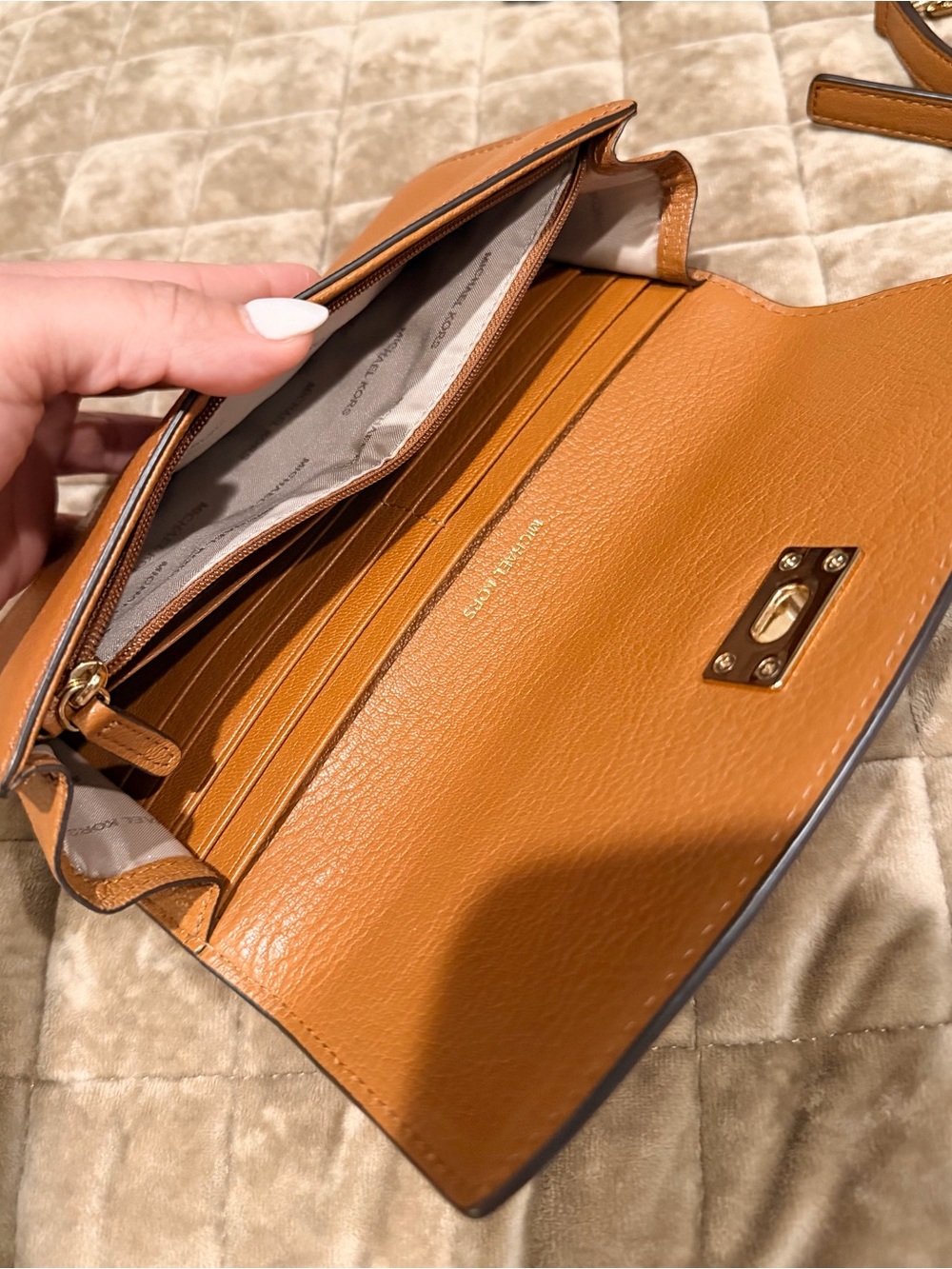 Michael Kors Tan Leather Satchel with Wallet and Detachable Strap - Picture 8 of 12